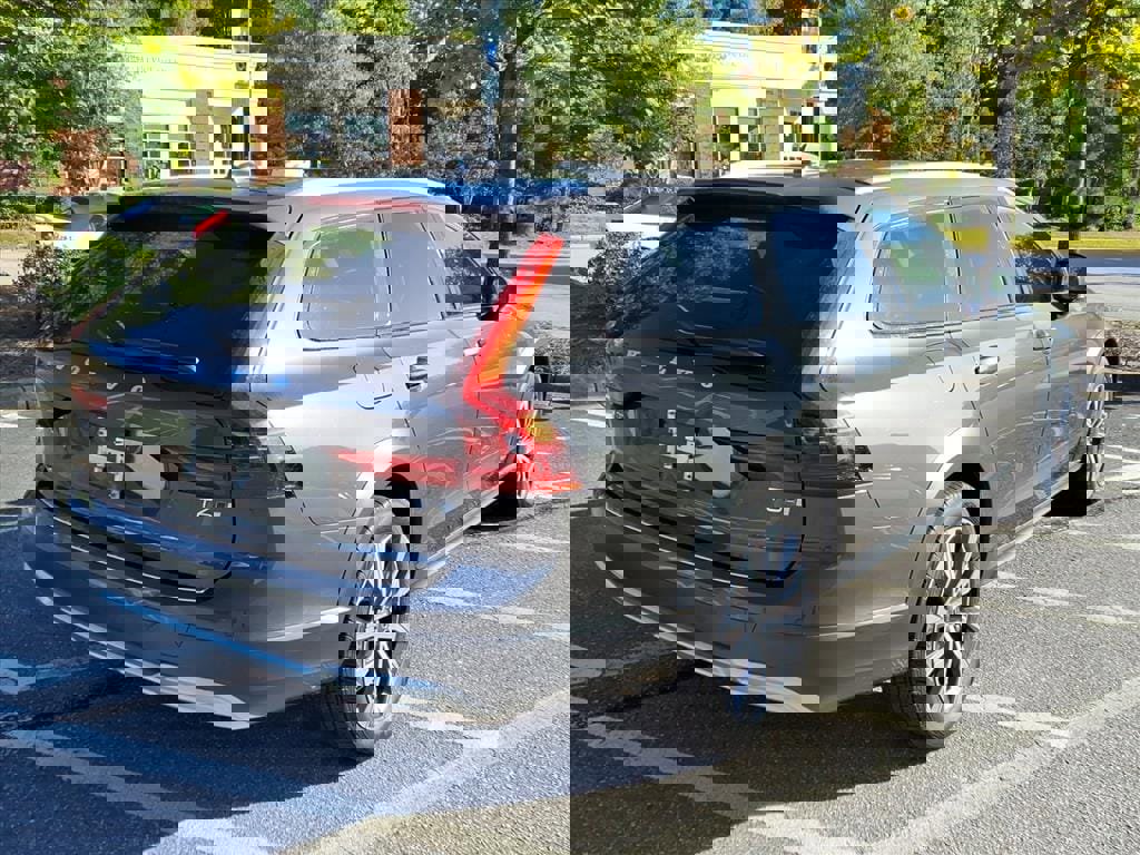 Certified 2021 Volvo V90 T6 Cross Country w/ Climate Package image 3