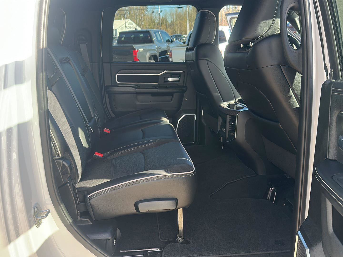 Used 2025 RAM 3500 Laramie w/ Night Edition image 27