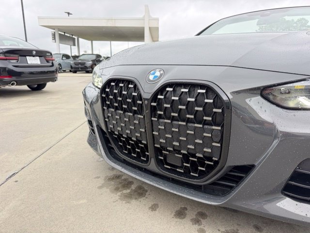 Used 2021 BMW M440i Convertible w/ Executive Package RWD image 2