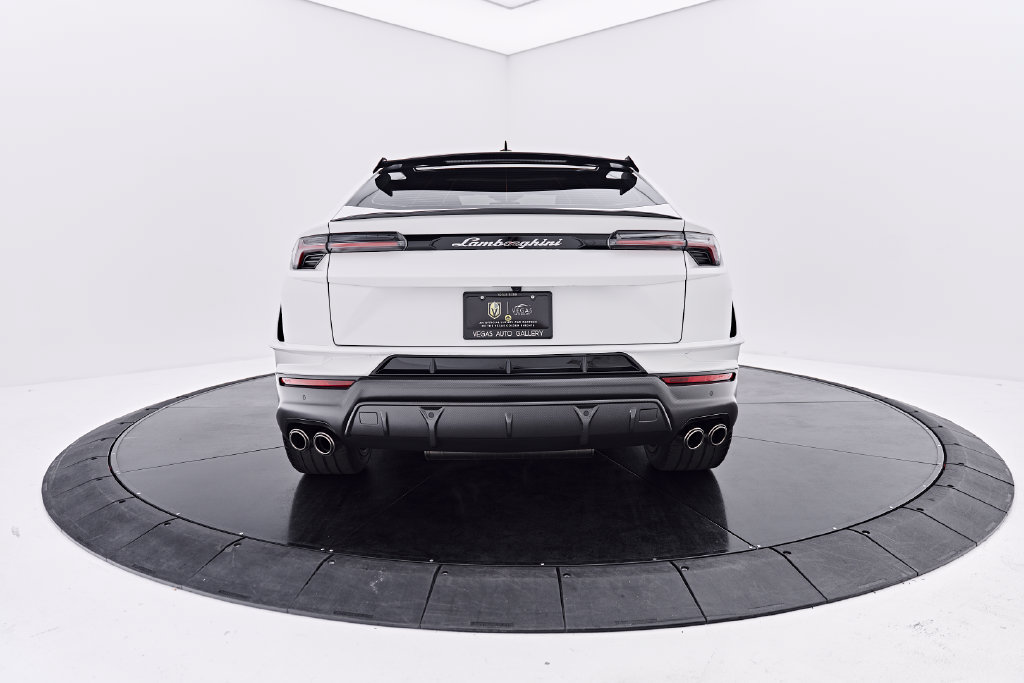 Used 2023 Lamborghini Urus Performante AWD/4WD image 15