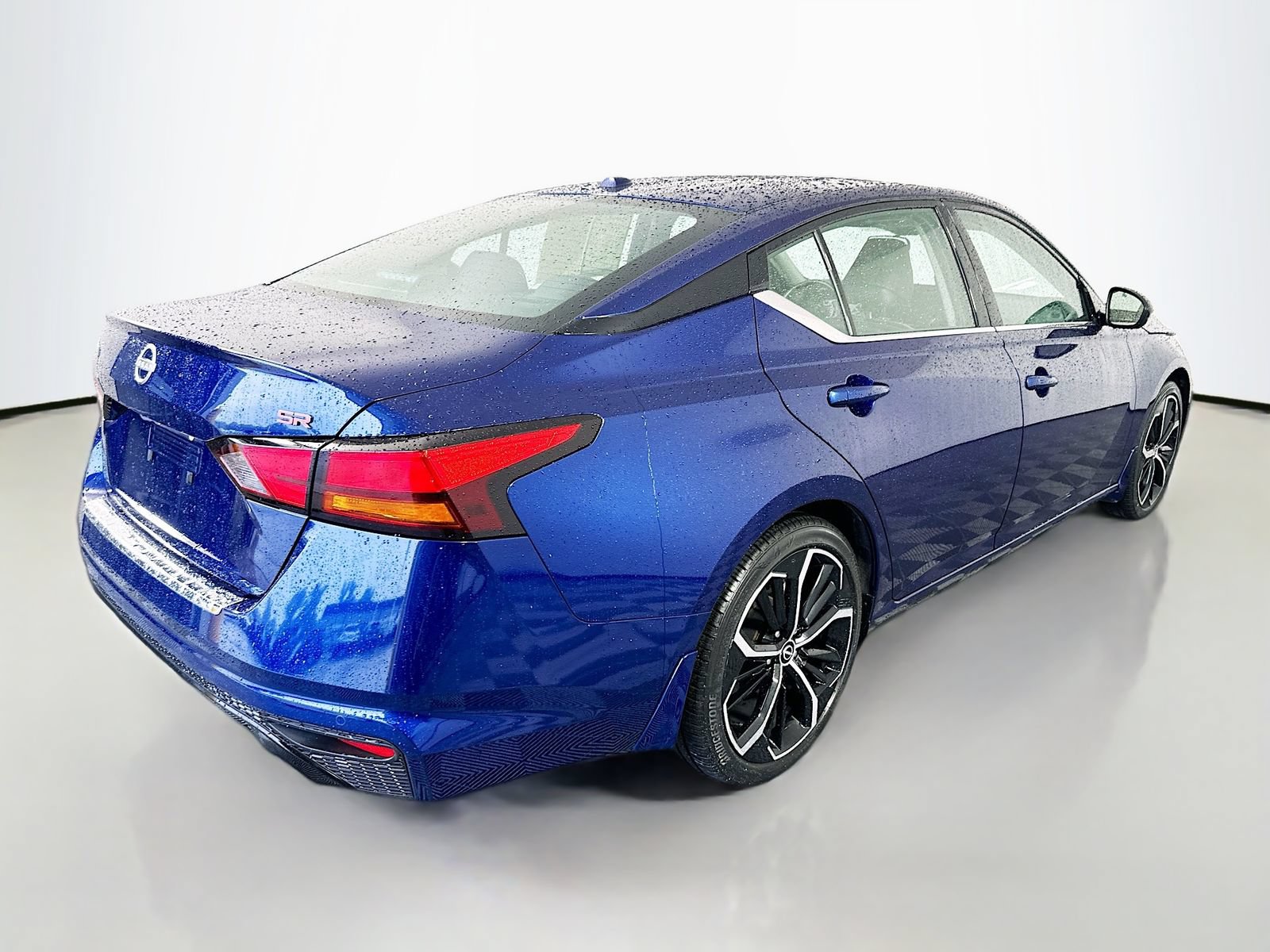 Used 2023 Nissan Altima 2.5 SR w/ SR Premium Package FWD image 7