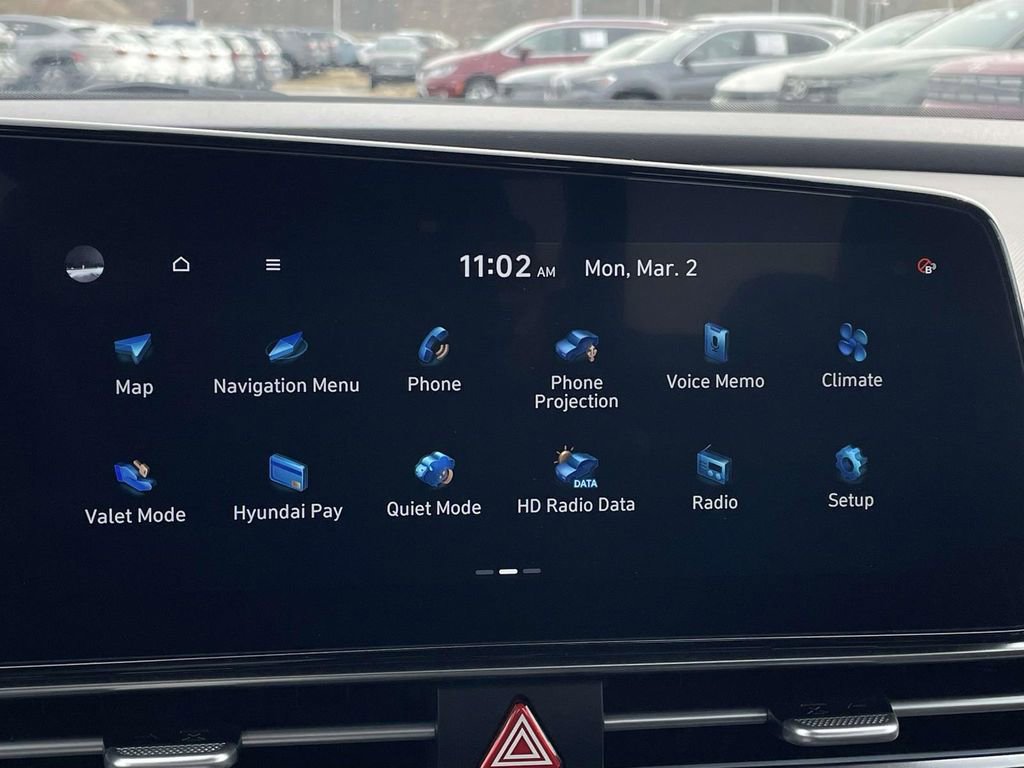 Certified 2025 Hyundai Elantra SEL image 16