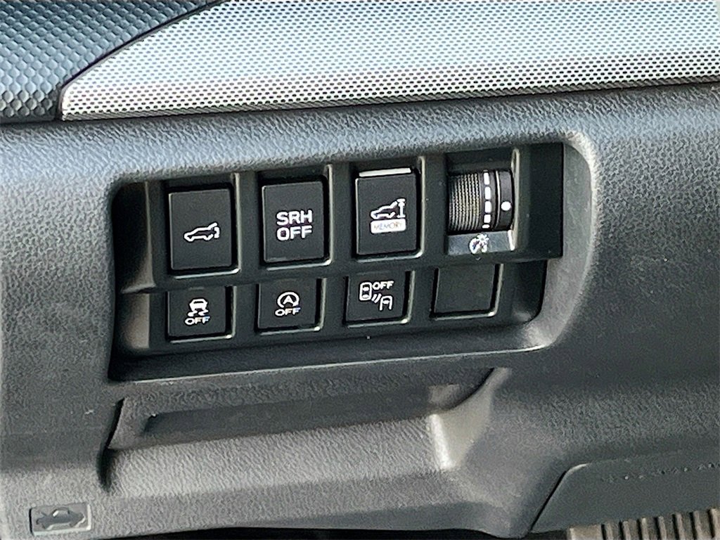 Used 2021 Subaru Forester Limited w/ Popular Package #3 image 10