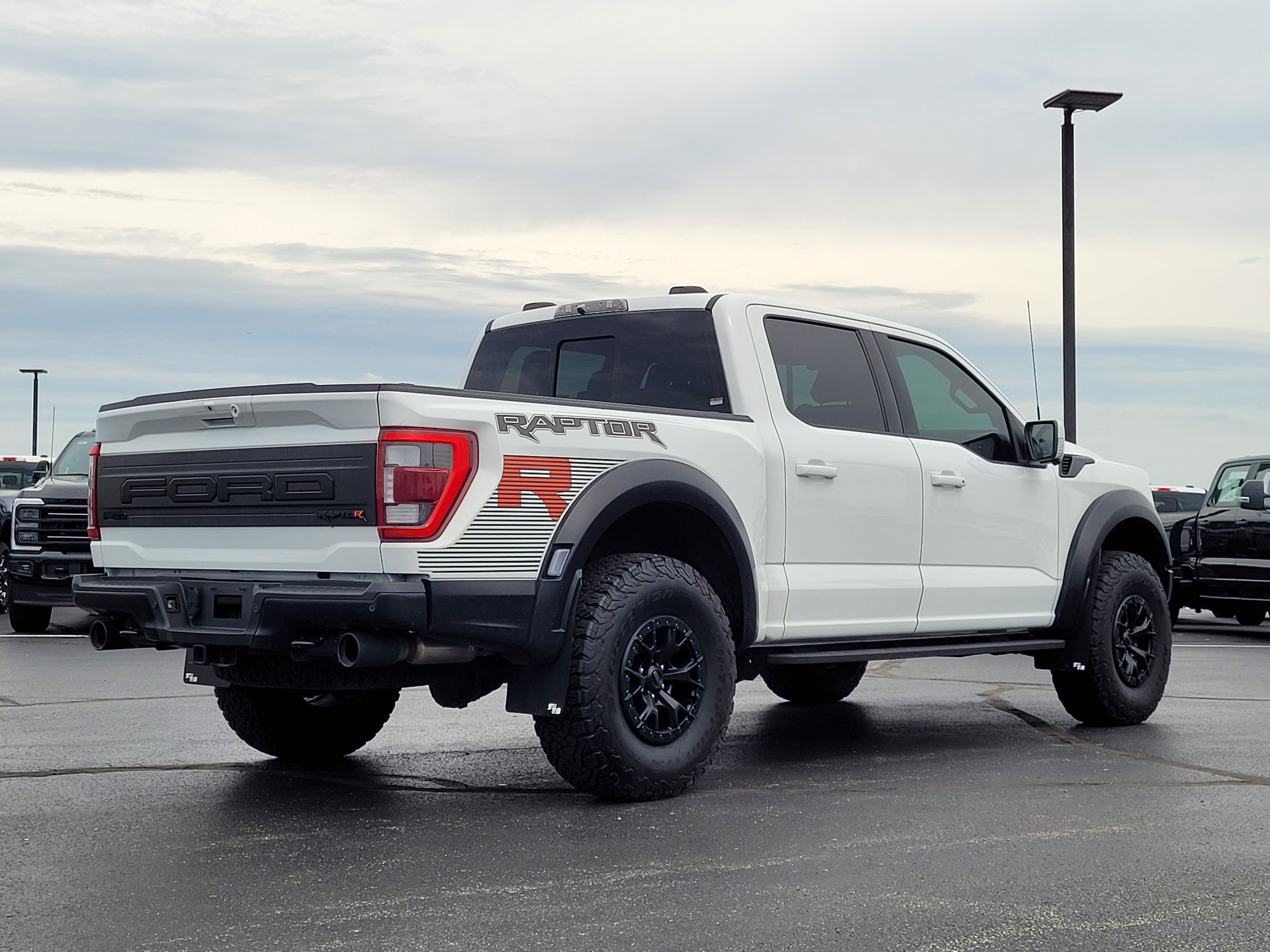 Used 2023 Ford F150 Raptor w/ Equipment Group 802A Raptor R AWD/4WD image 4