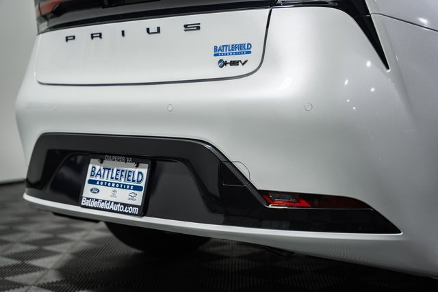 New 2026 Toyota Prius AWD image 9