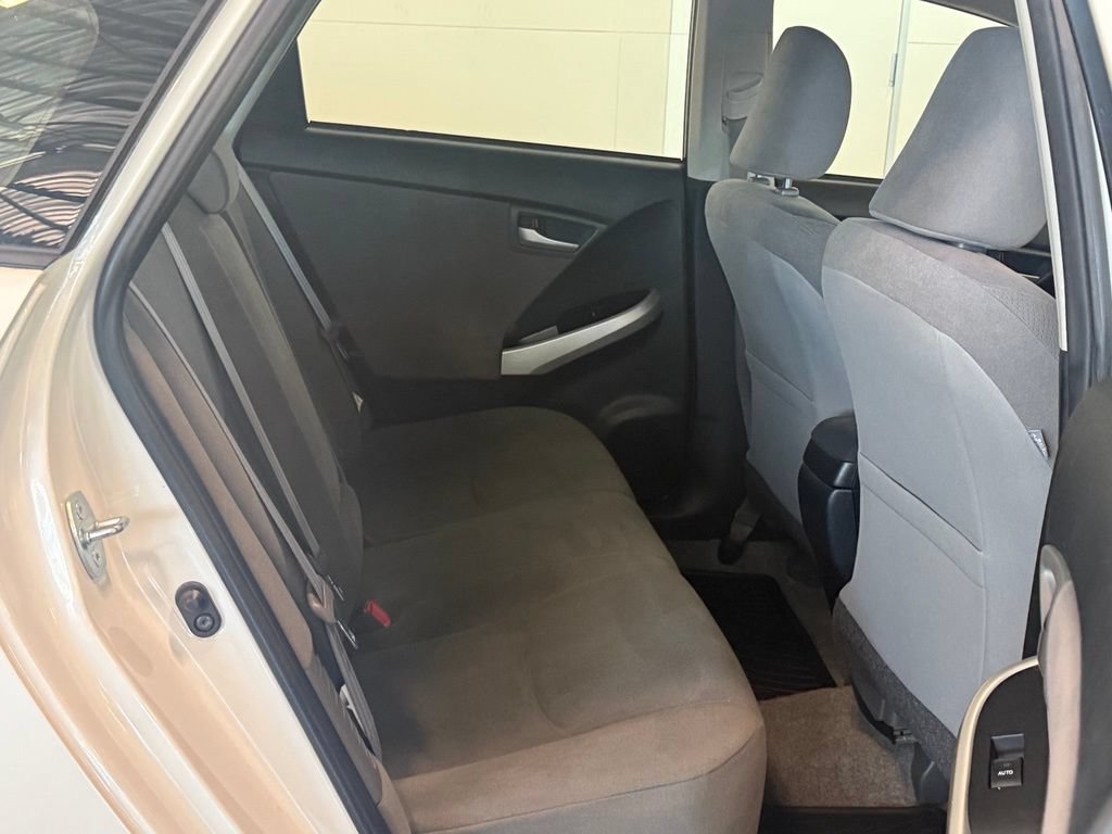 Used 2014 Toyota Prius Two FWD image 7