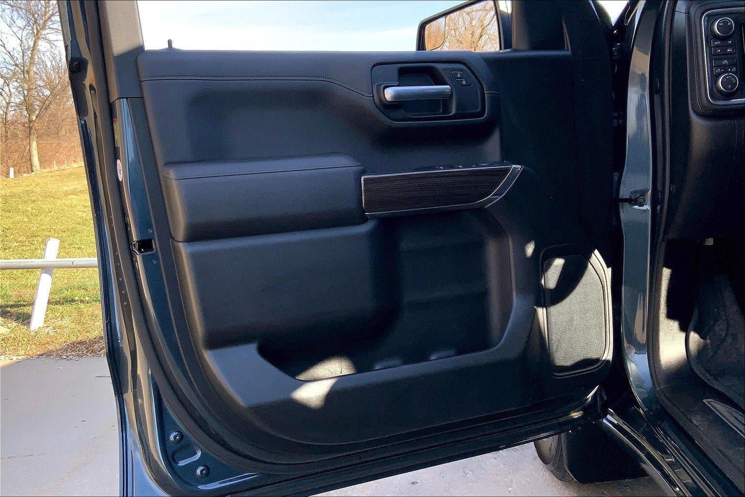 Used 2019 Chevrolet Silverado 1500 LT w/ All-Star Edition AWD/4WD image 25