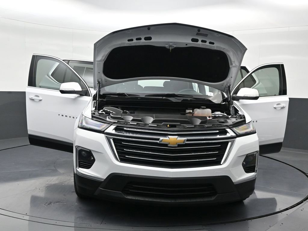 Used 2024 Chevrolet Traverse LT image 37