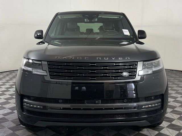 Certified 2026 Land Rover Range Rover SE image 11