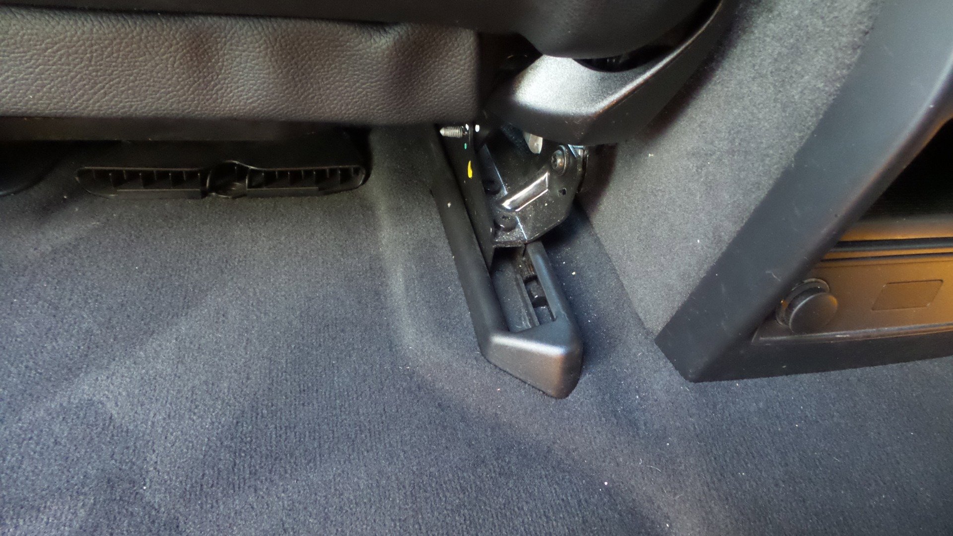 Used 2012 BMW X5 xDrive35d image 34