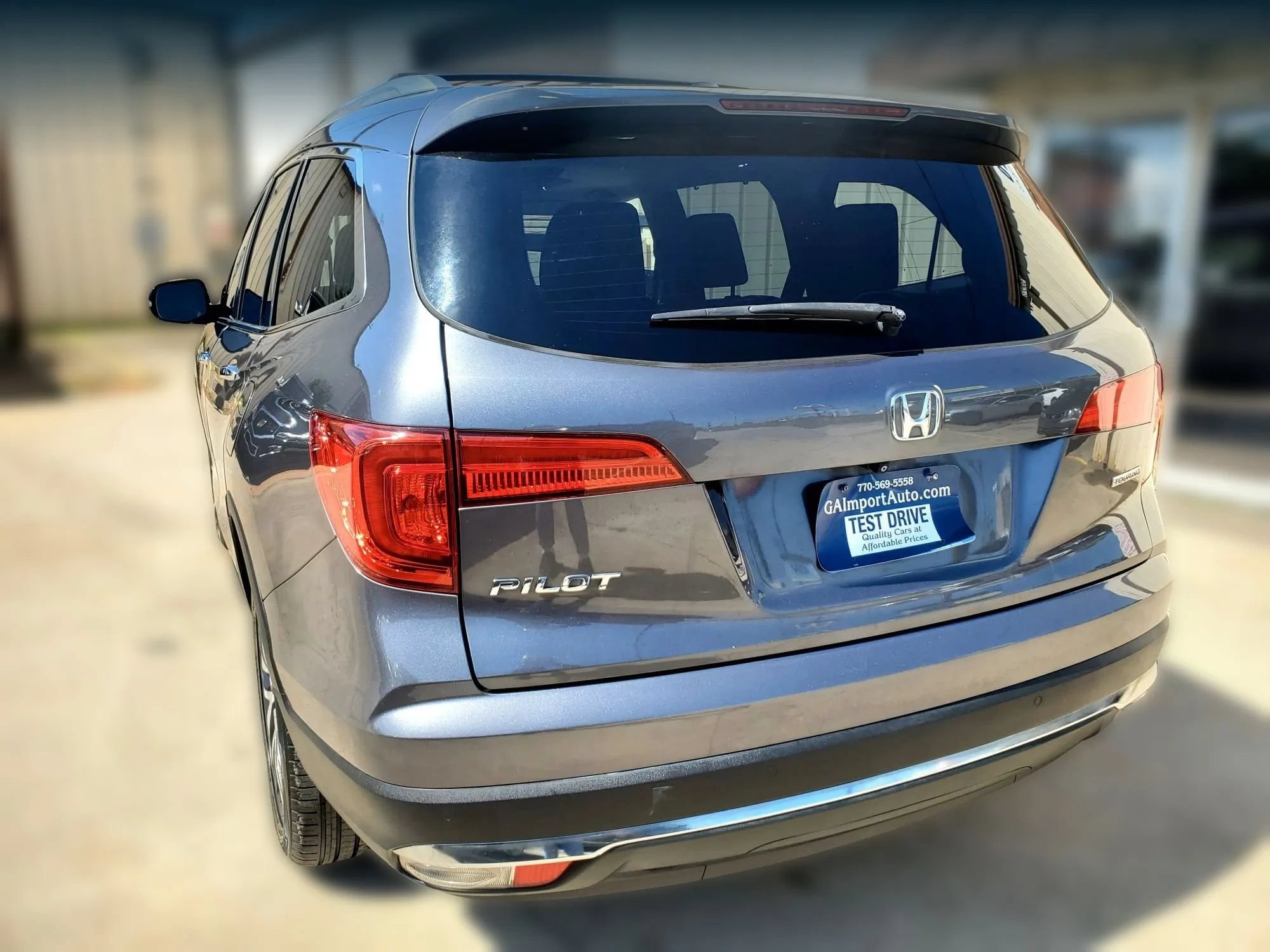 Used 2016 Honda Pilot Touring image 6
