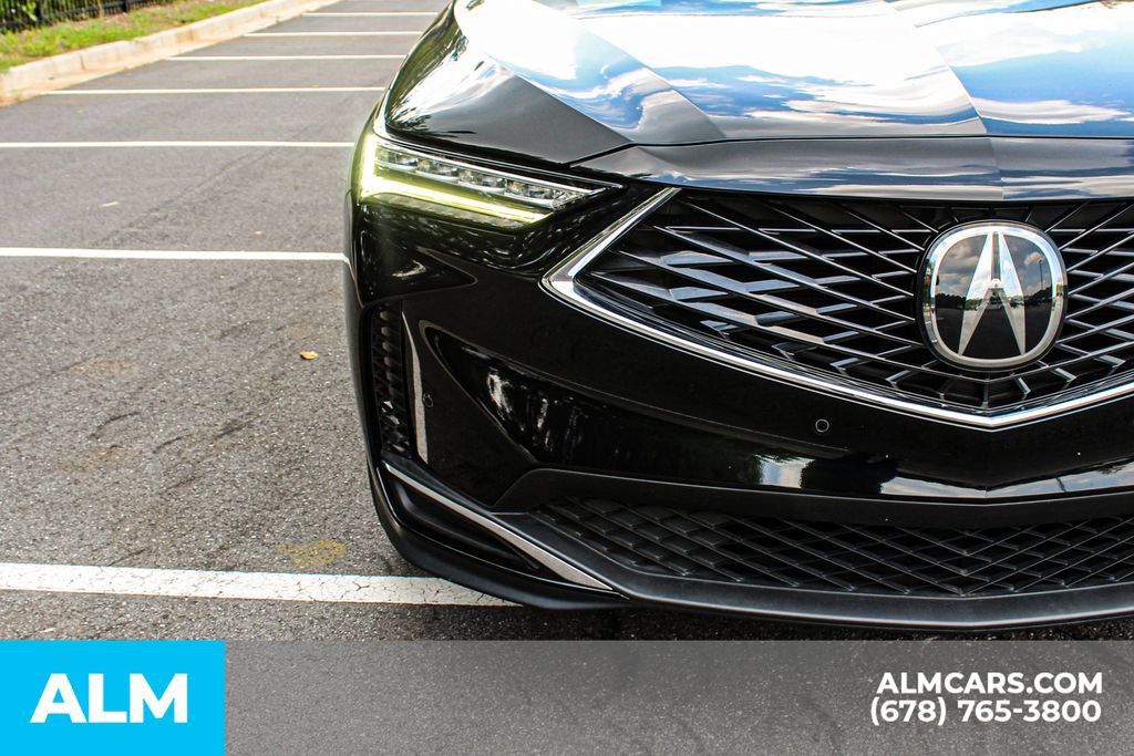Used 2025 Acura MDX w/ Technology Package FWD image 10