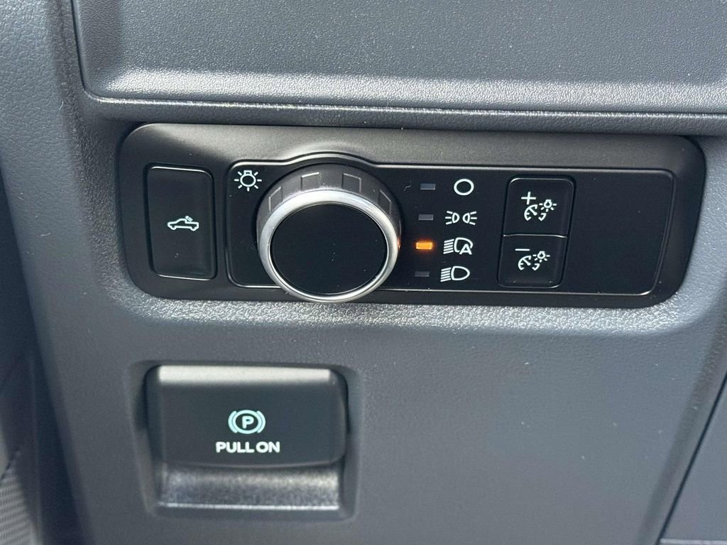 Used 2024 Ford F150 XL image 24