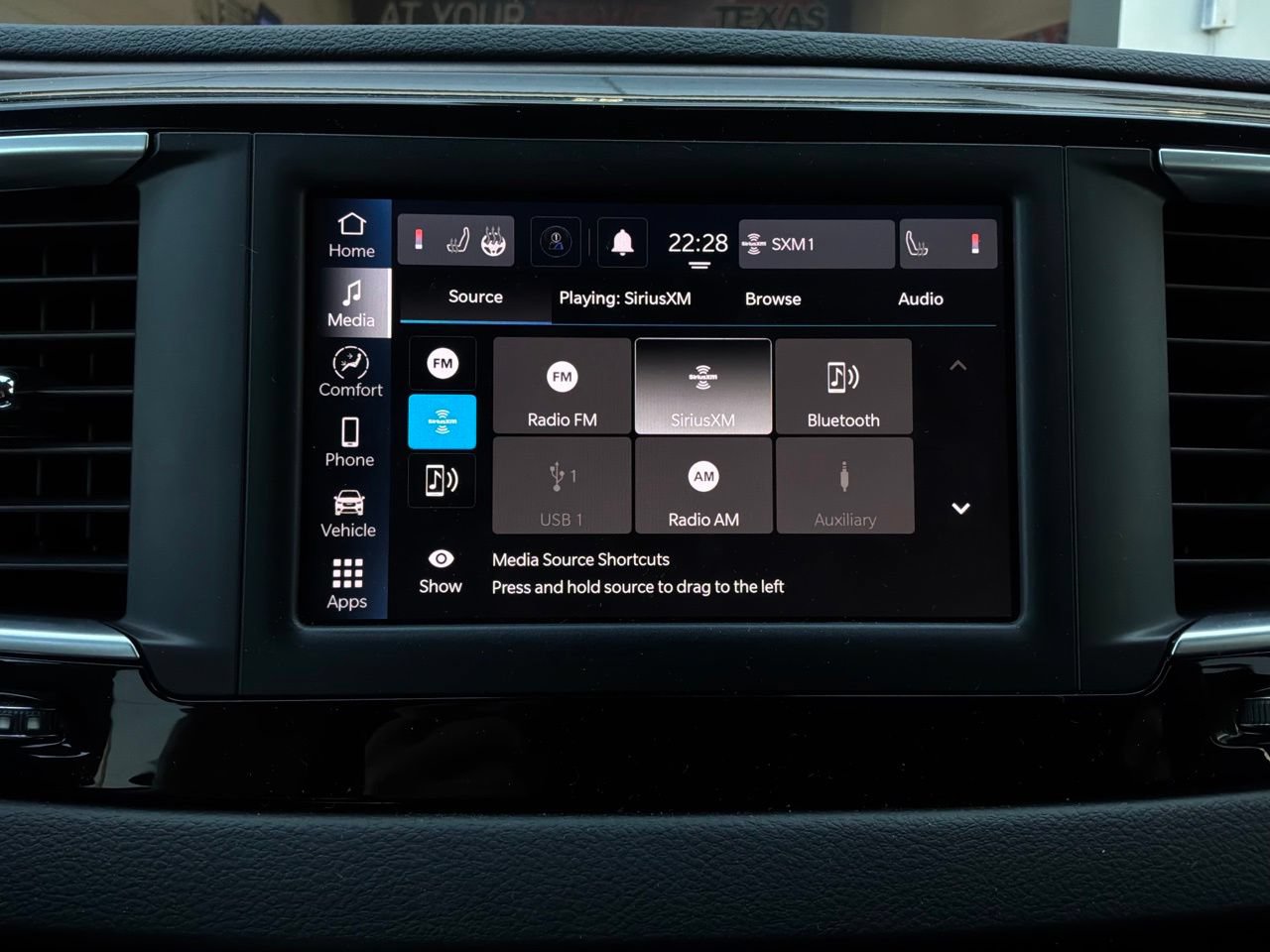 Used 2024 Chrysler Voyager LX FWD image 36