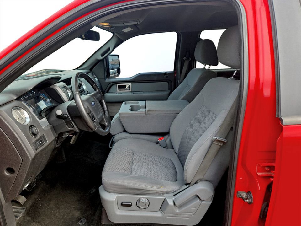 Used 2011 Ford F150 XLT w/ XLT Chrome Pkg image 26