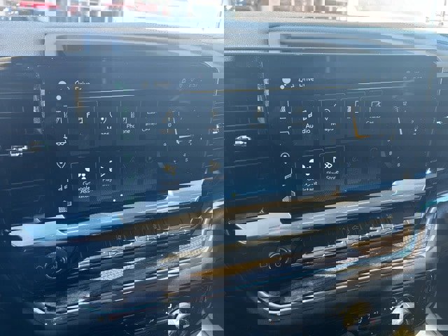 Used 2024 Chevrolet Silverado 2500 LT image 22