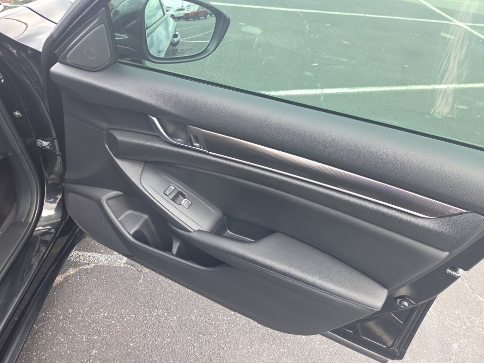Certified 2022 Honda Accord Sport Special Edition image 31