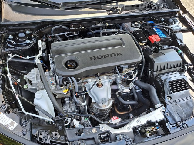 Used 2025 Honda Civic Sport image 29