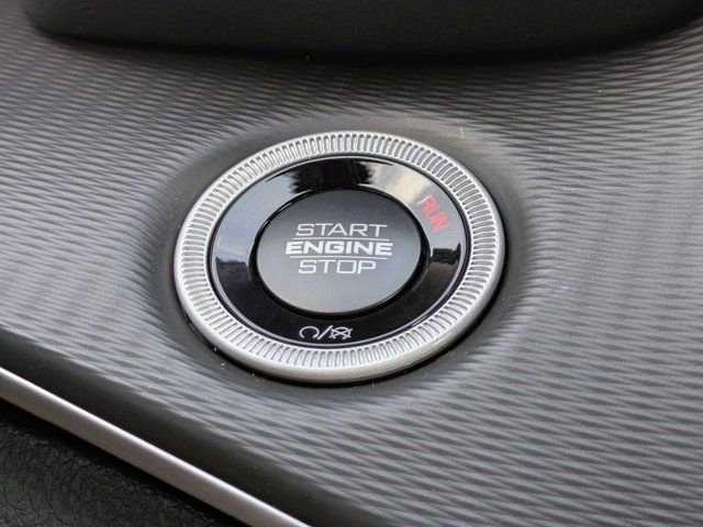 New 2025 Jeep Grand Cherokee L Laredo image 25