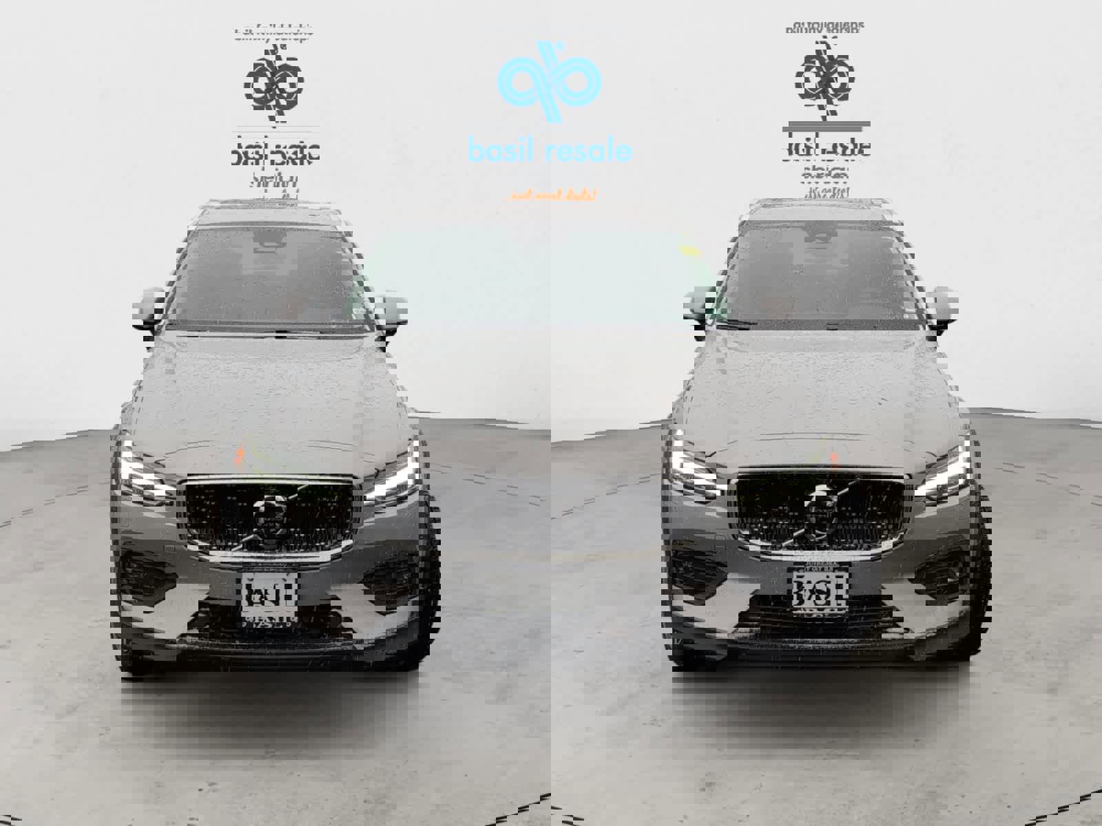 Used 2025 Volvo V60 B5 Cross Country Plus image 8