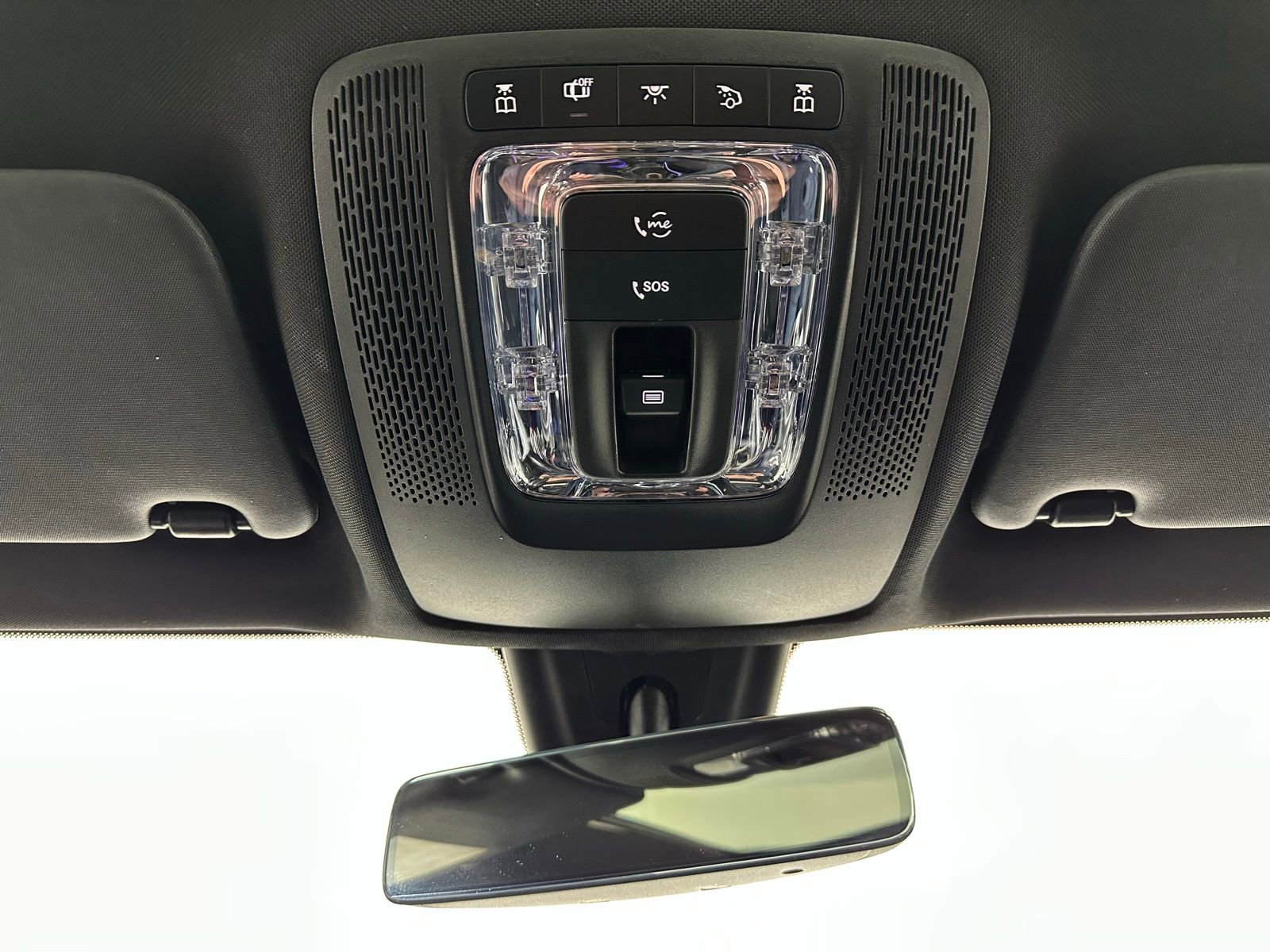 Used 2022 Mercedes-Benz GLB 250 4MATIC image 36