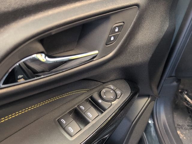 New 2026 Chevrolet Trax LT w/ LT Convenience Package FWD image 13