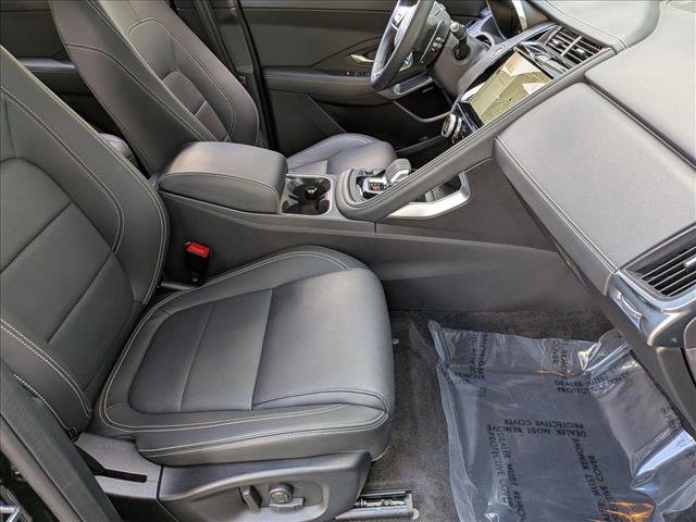 Certified 2024 Jaguar E-PACE R-Dynamic SE image 22