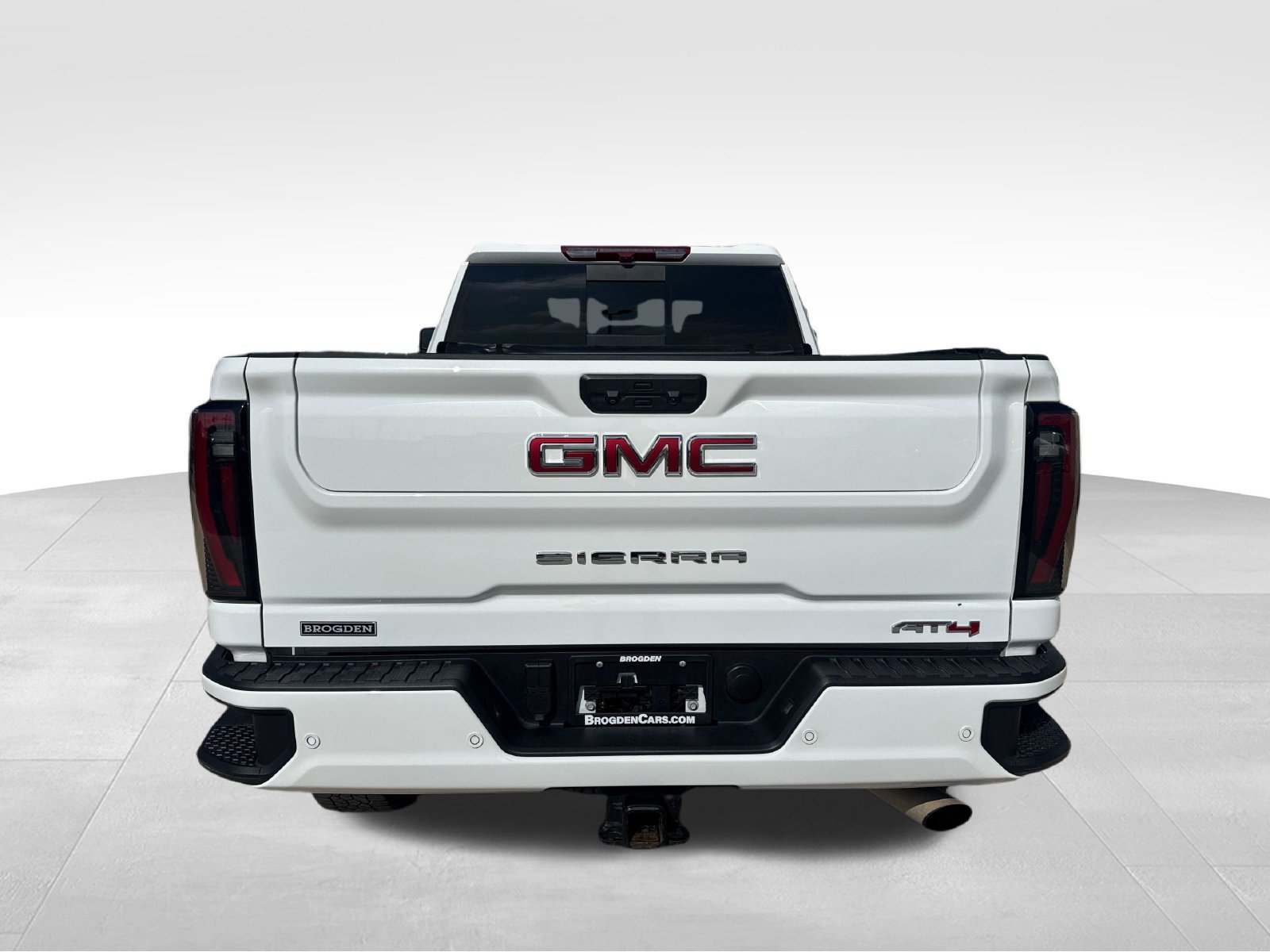 Used 2026 GMC Sierra 3500 AT4 AWD/4WD image 18