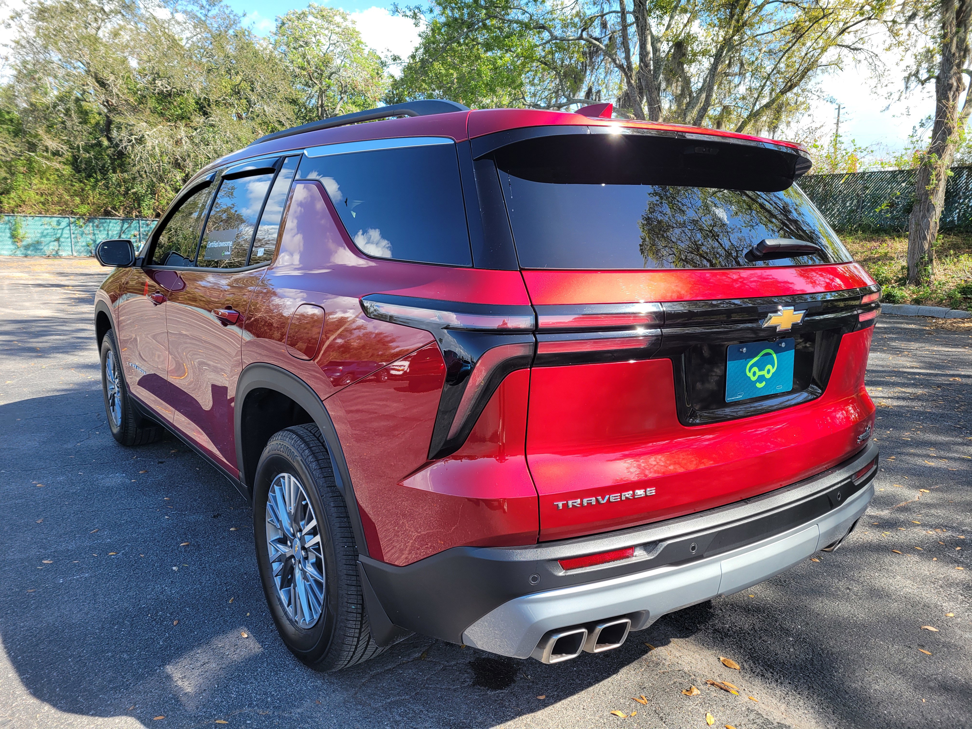 Certified 2026 Chevrolet Traverse LT w/ Driver Confidence Package FWD image 9