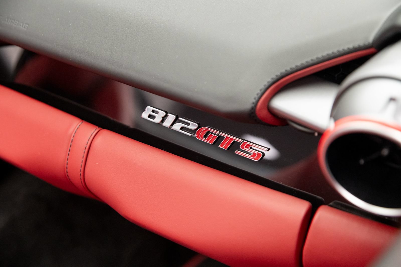 Used 2021 Ferrari 812 GTS RWD image 25