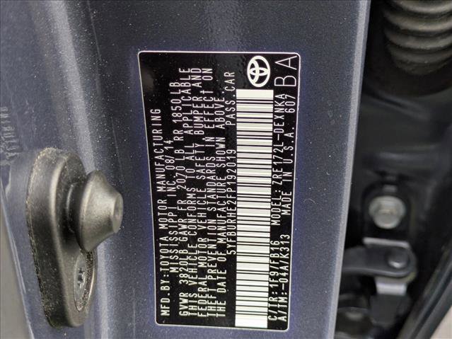 Used 2015 Toyota Corolla LE image 24