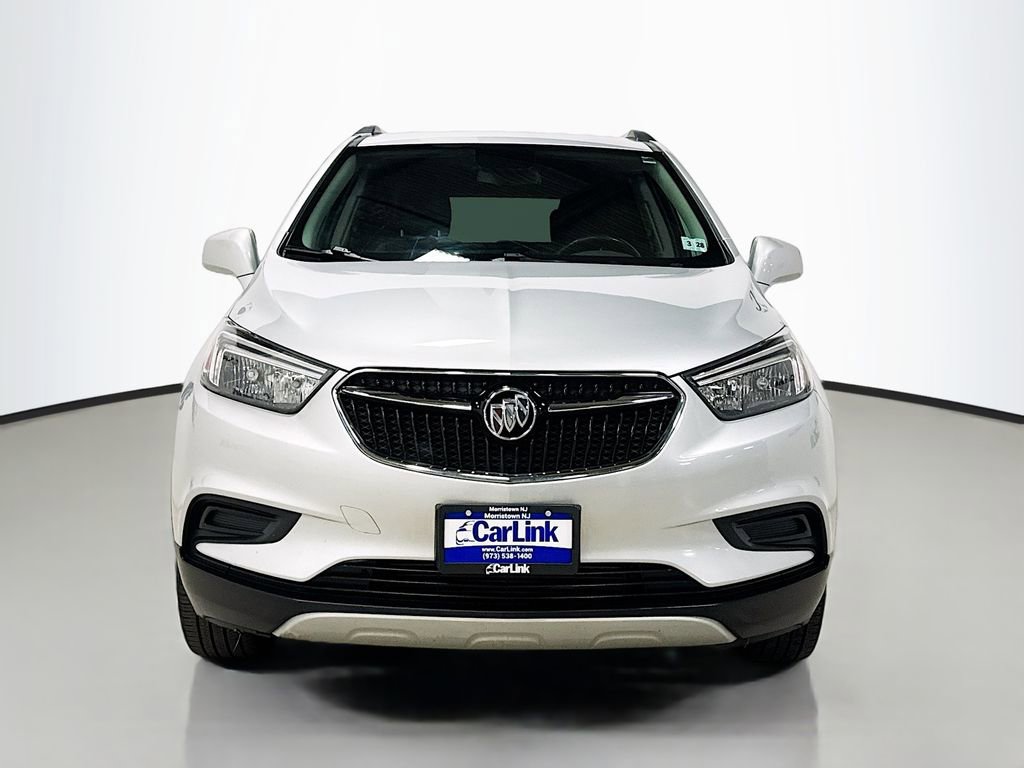 Used 2022 Buick Encore Preferred w/ Safety Package image 2