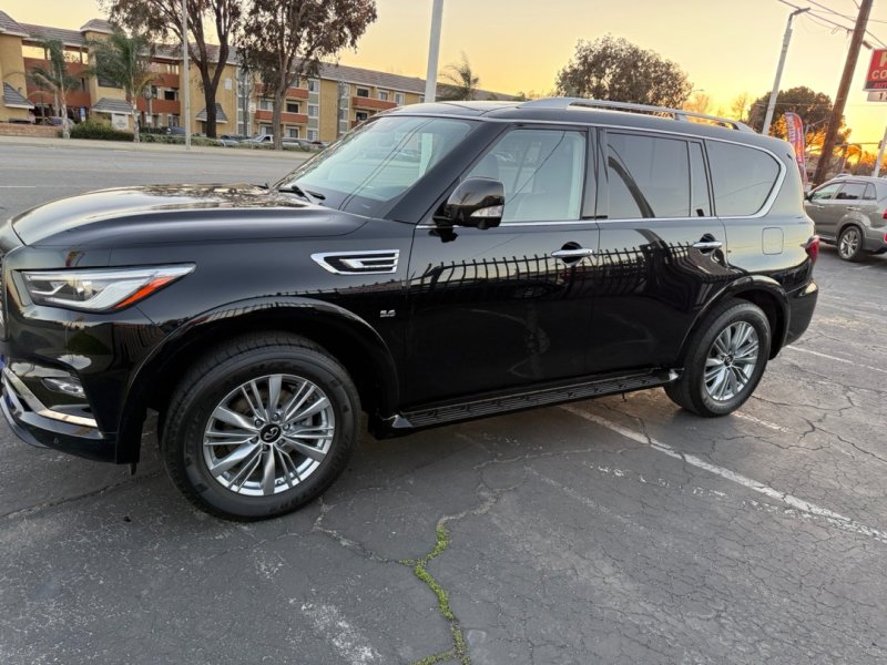 Used 2020 INFINITI QX80 Luxe w/ Cargo Package image 10