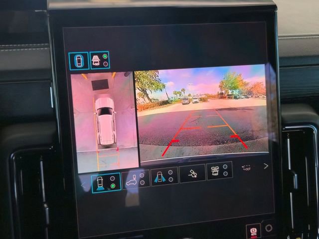 Certified 2026 GMC Yukon AT4 Ultimate w/ LPO, Illumination Package image 16