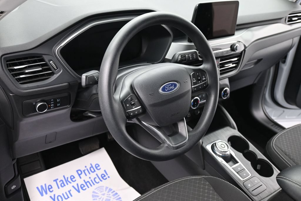 Used 2025 Ford Escape Active FWD image 14