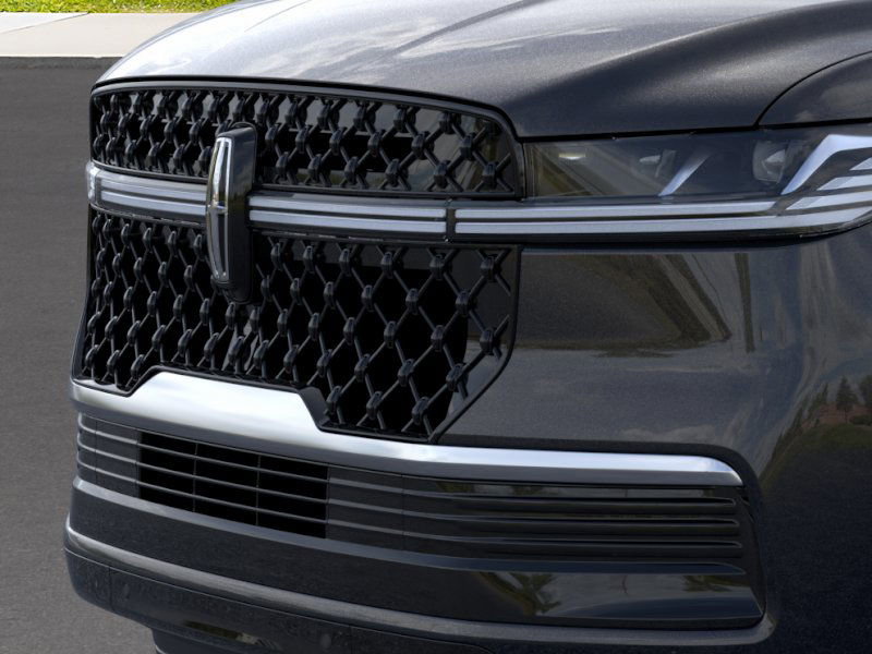 New 2025 Lincoln Navigator Reserve w/ Jet Appearance Package image 17