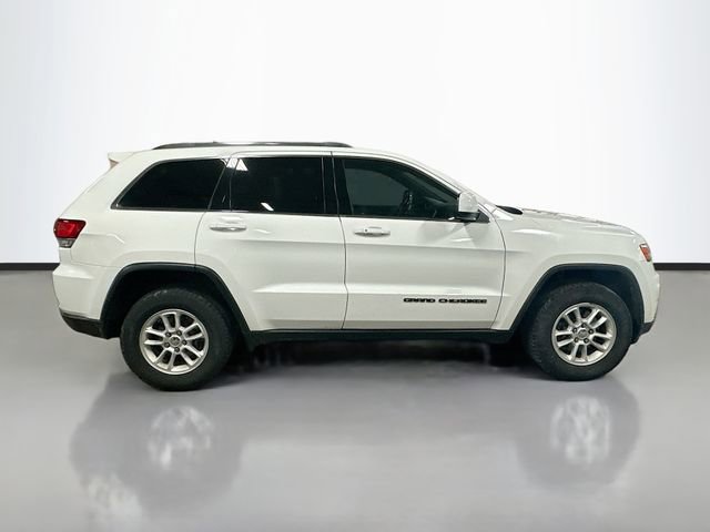 Used 2020 Jeep Grand Cherokee Laredo image 5