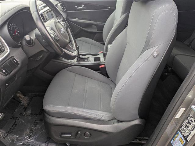 Used 2016 Kia Sorento LX w/ LX Convenience Package image 15