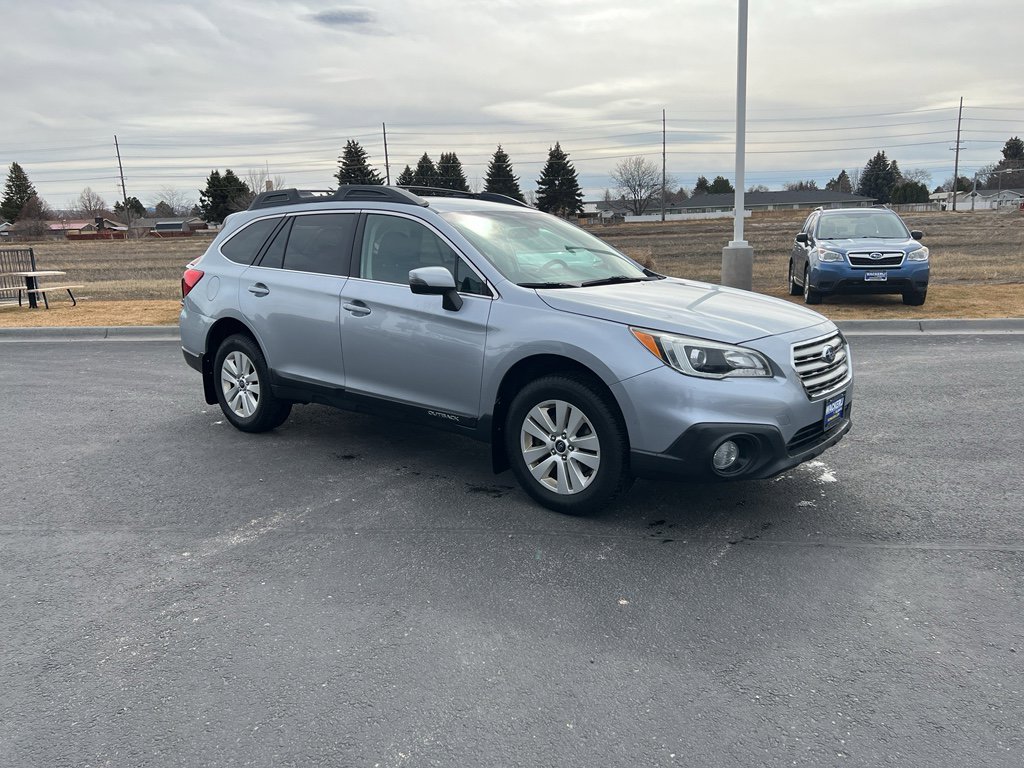 Used 2015 Subaru Outback 2.5i Premium AWD/4WD image 6