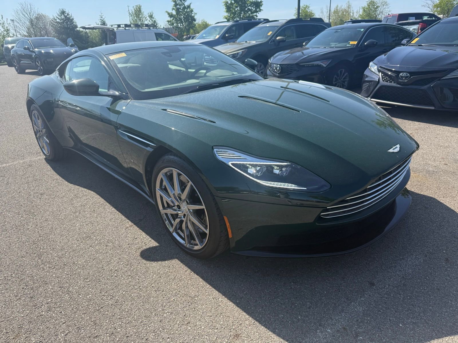 Used 2017 Aston Martin DB11 V12 image 3