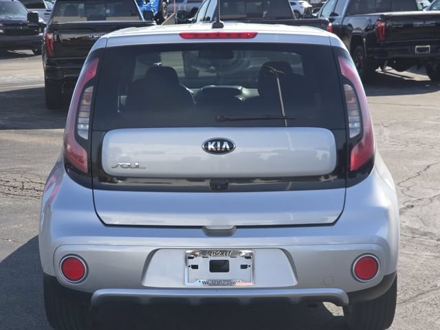 Used 2017 Kia Soul + FWD image 15
