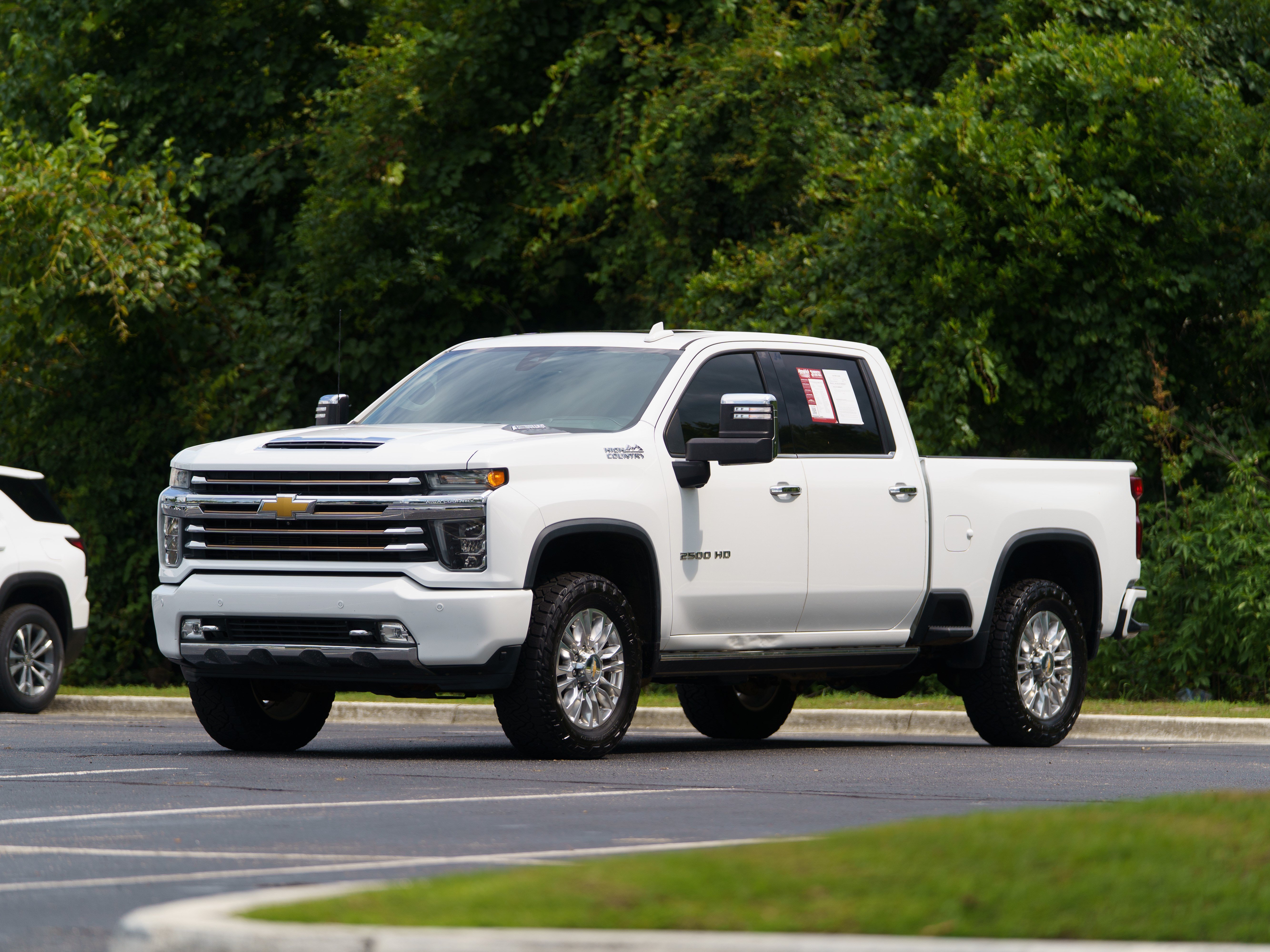 Used 2021 Chevrolet Silverado 2500 High Country w/ Z71 Off-Road Package AWD/4WD image 35