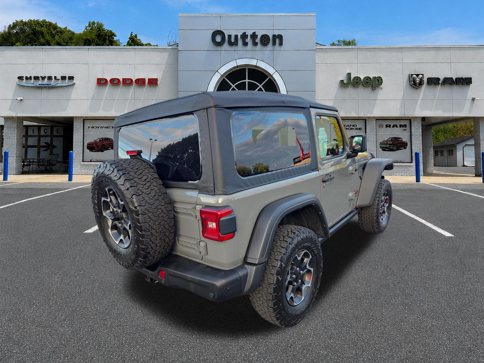 Certified 2023 Jeep Wrangler Rubicon w/ Steel Bumper Group AWD/4WD image 4
