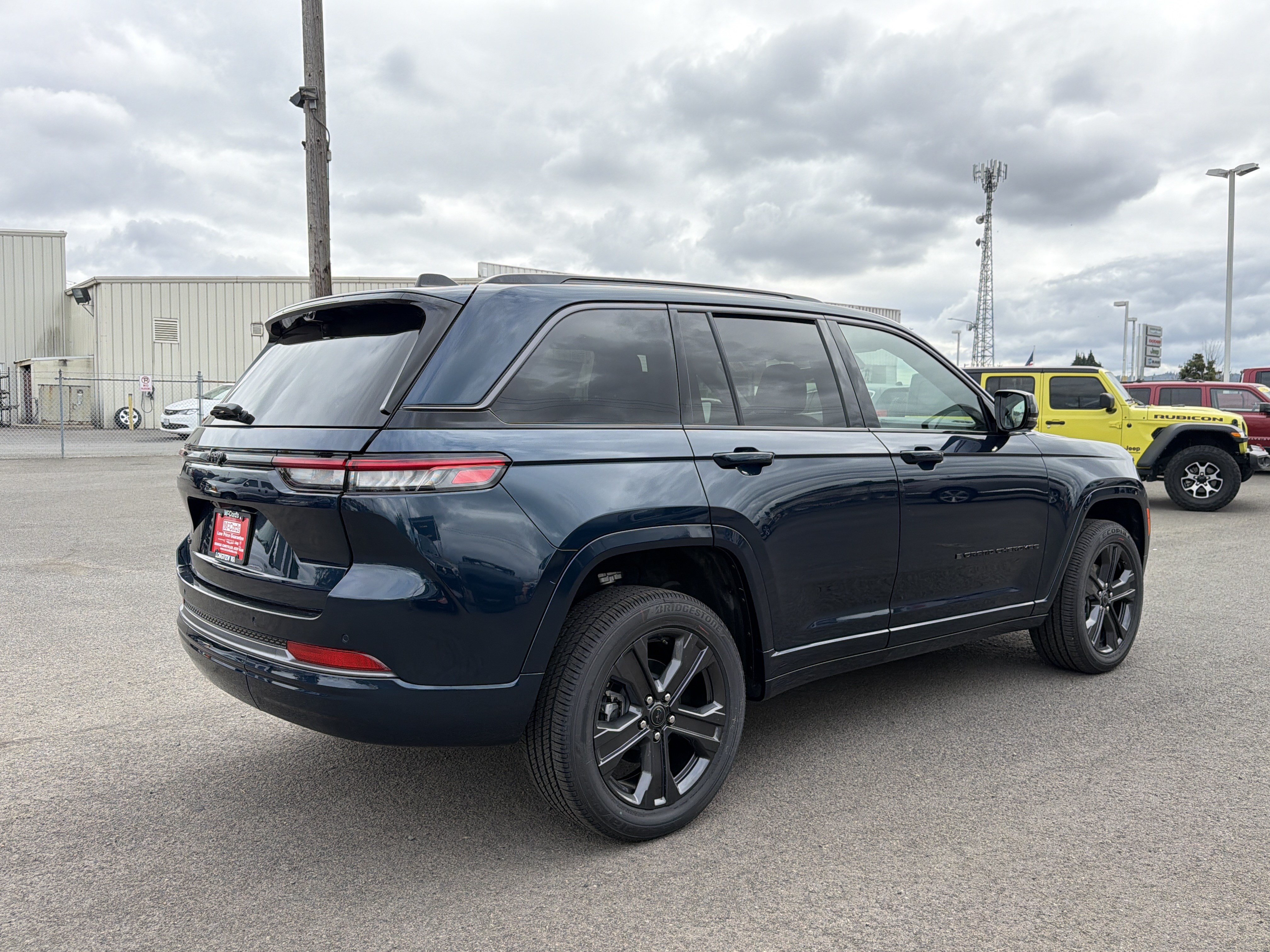 New 2027 Jeep Grand Cherokee Limited AWD/4WD image 6
