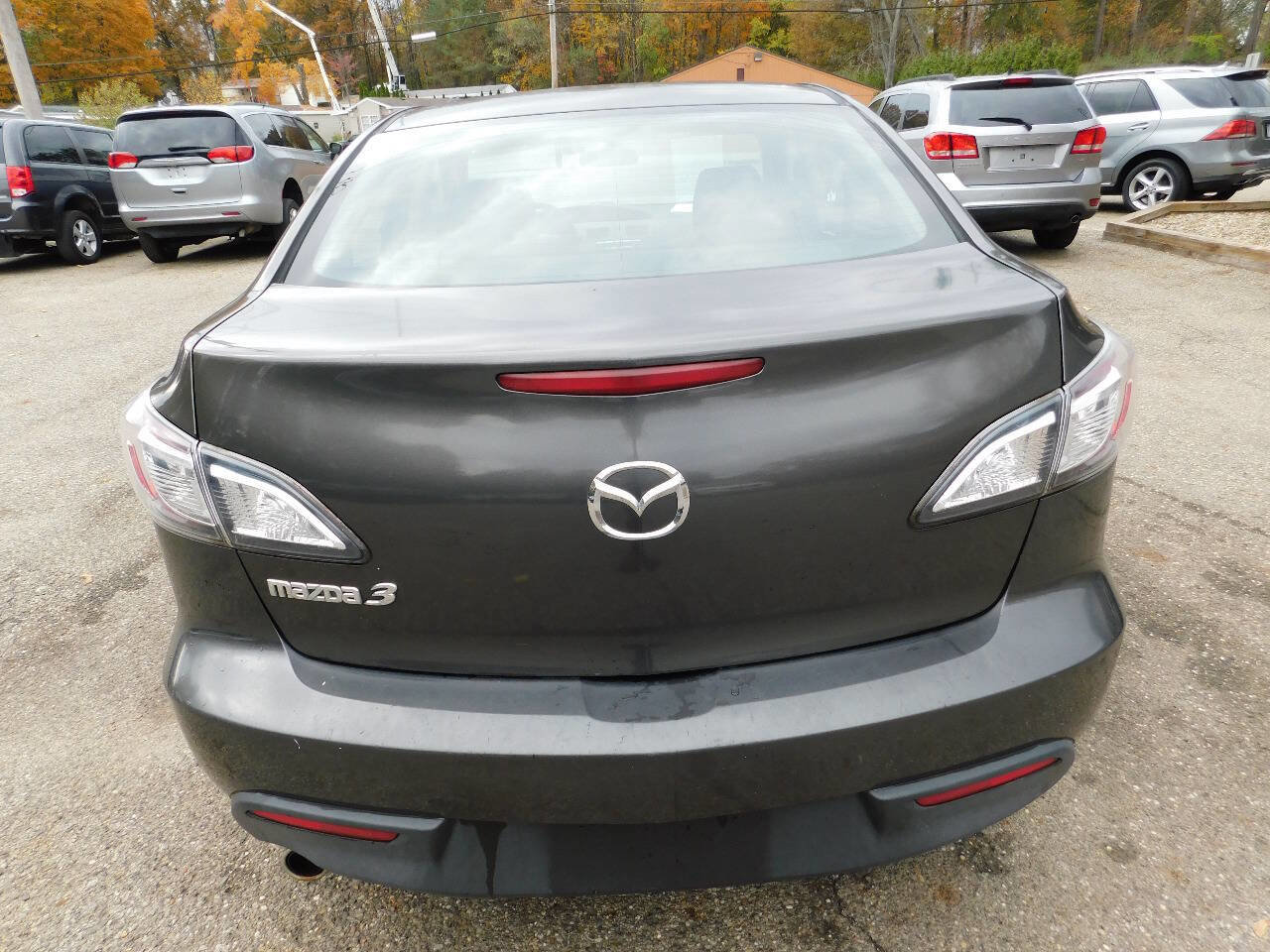Used 2010 MAZDA MAZDA3 i Touring image 8
