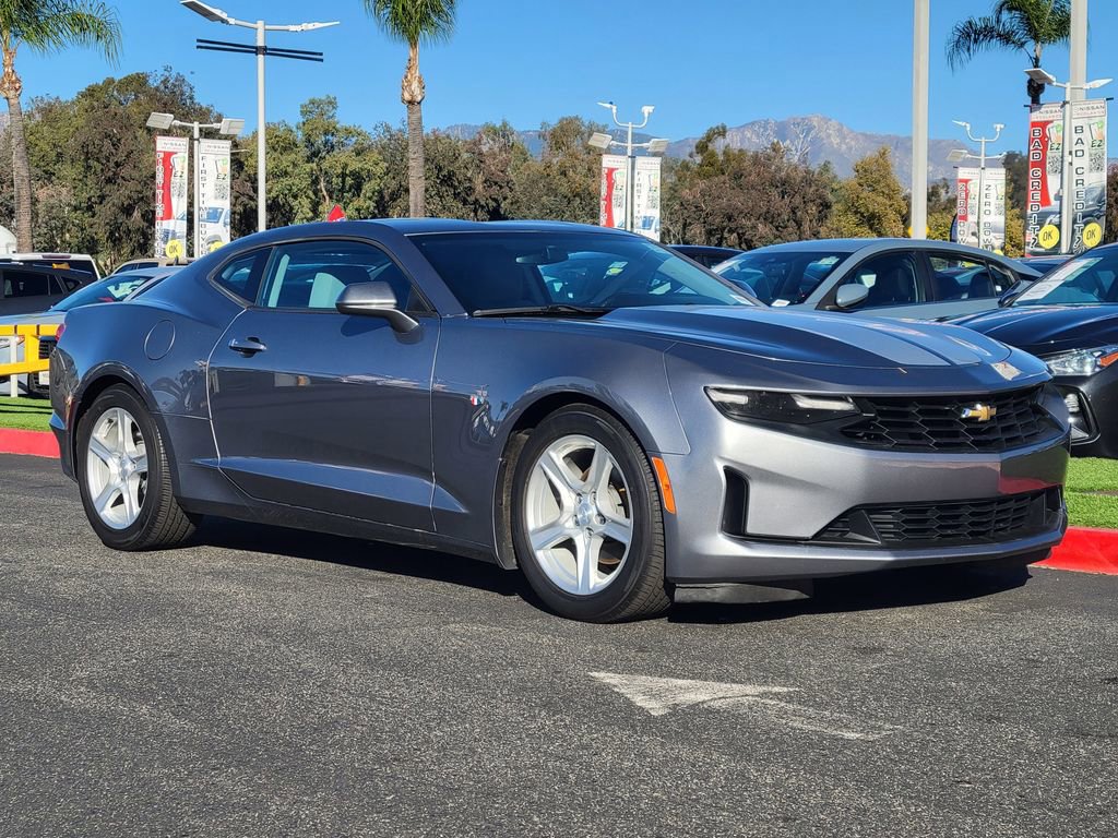 Used 2019 Chevrolet Camaro LT image 31