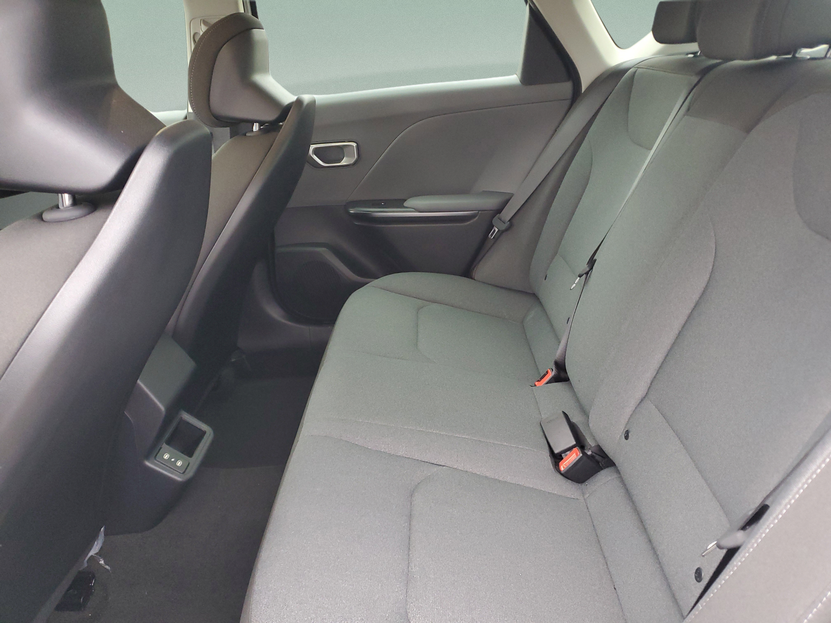 New 2025 Kia K4 FWD image 25