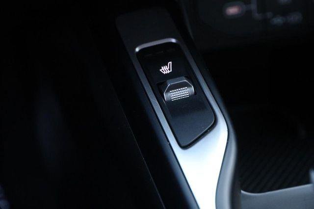 Used 2024 Kia Sorento S image 18