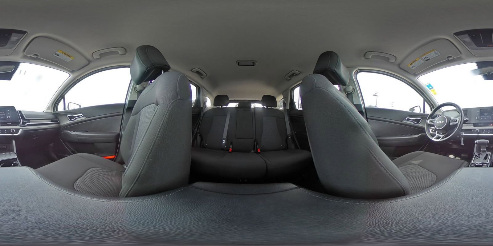 Used 2025 Kia Sportage LX image 41