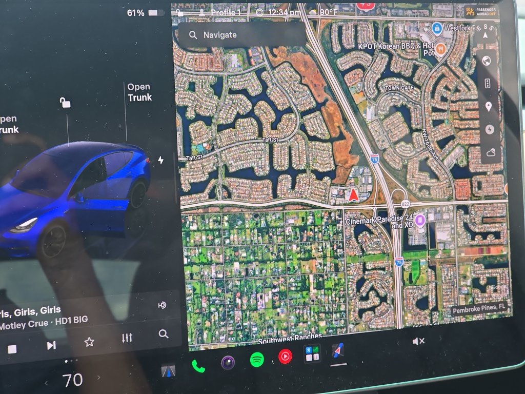 Used 2025 Tesla Model Y Performance AWD/4WD image 15